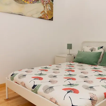 In * Лиссабон